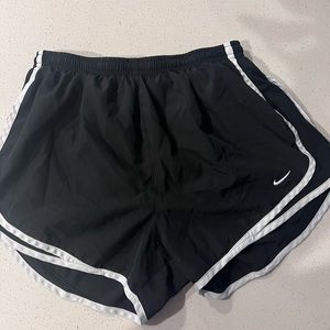 NIKE dry tempo shorts